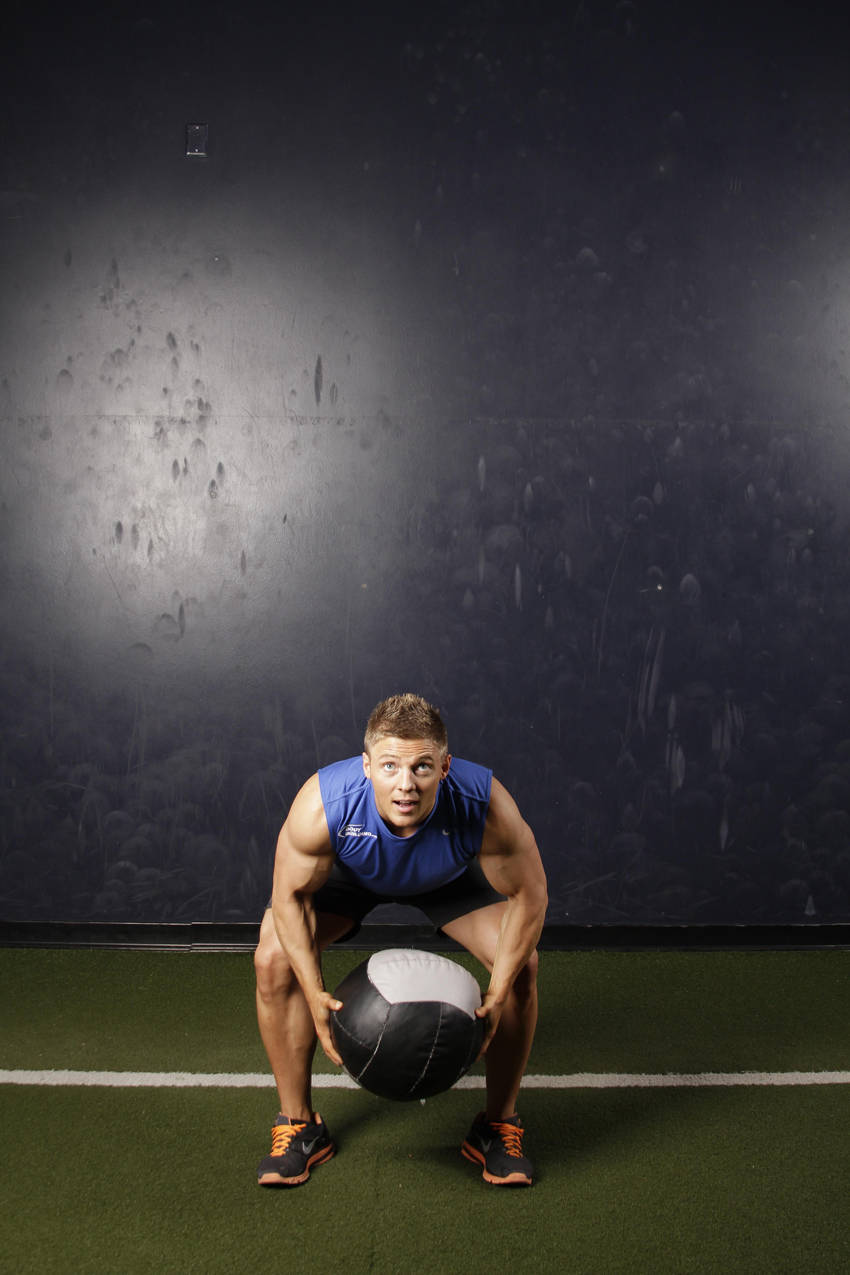 Backward Medicine Ball Throw - Başlangıç Pozisyonu
