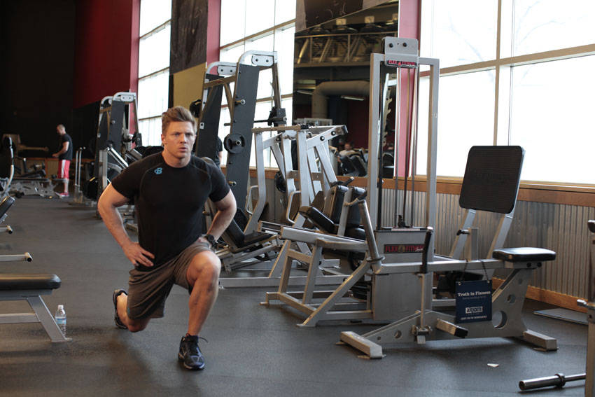 Bodyweight Walking Lunge - Bitiş Pozisyonu