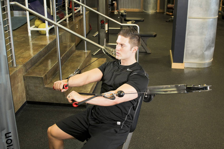 Cable Chest Press - Bitiş Pozisyonu