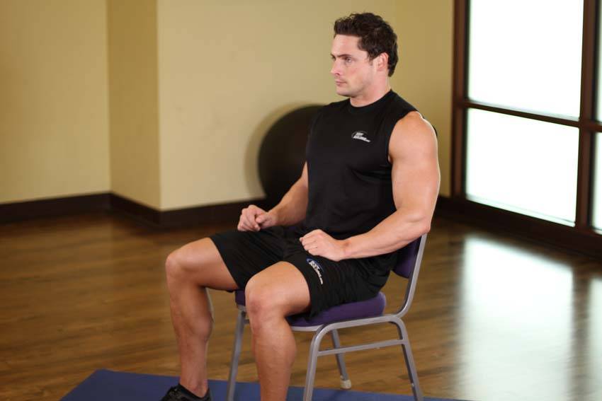 Chair Upper Body Stretch - Başlangıç Pozisyonu