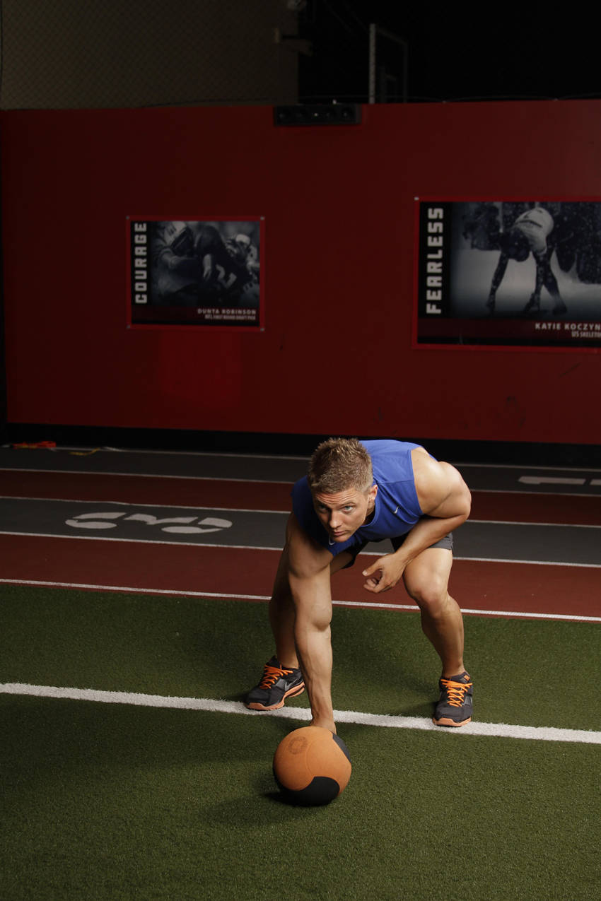 Chest Push from 3 point stance - Başlangıç Pozisyonu