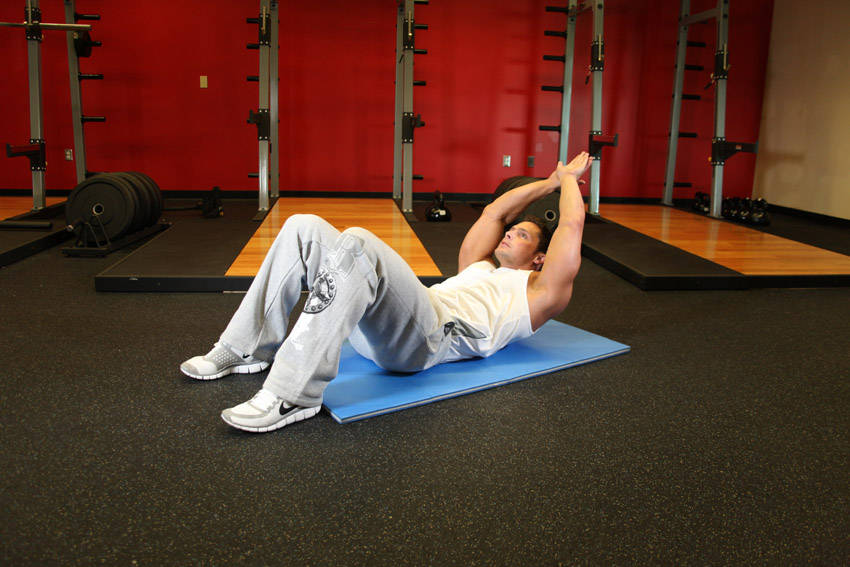 Crunch - Hands Overhead - Bitiş Pozisyonu