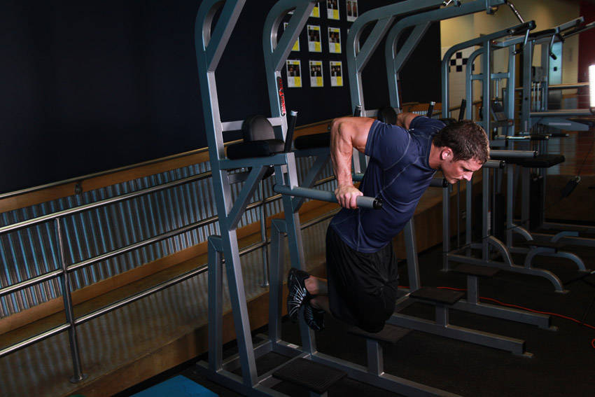 Dips - Chest Version - Bitiş Pozisyonu