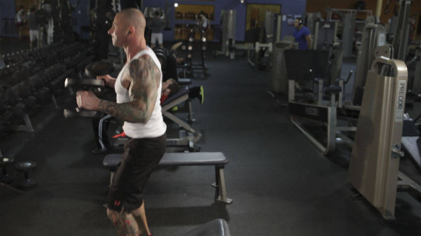 Dumbbell Clean - Bitiş Pozisyonu