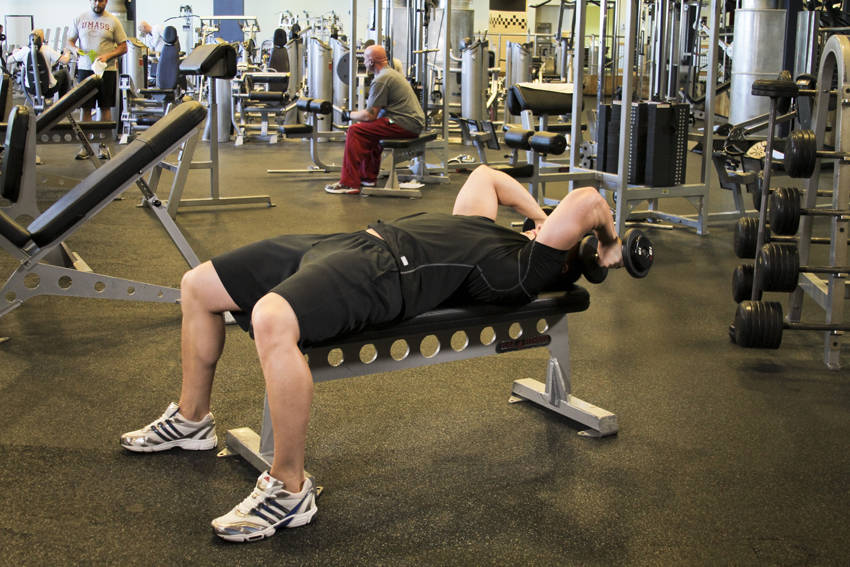 Dumbbell Tricep Extension -Pronated Grip - Başlangıç Pozisyonu