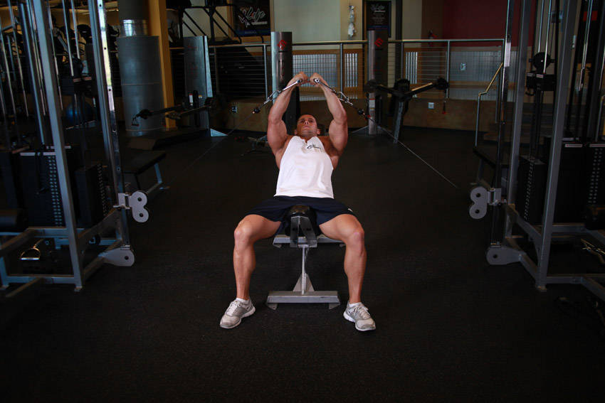 Incline Cable Flye - Bitiş Pozisyonu