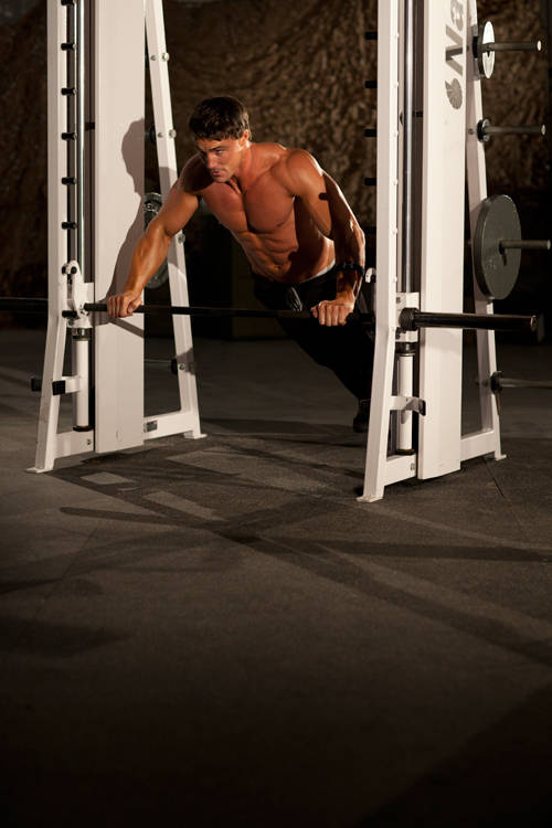 Incline Push-Up Wide - Bitiş Pozisyonu