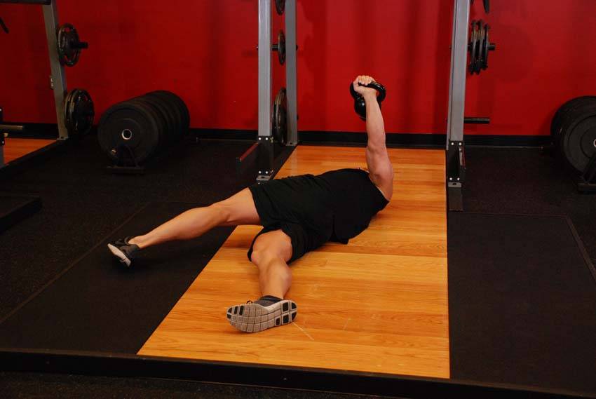 Leg-Over Floor Press - Bitiş Pozisyonu