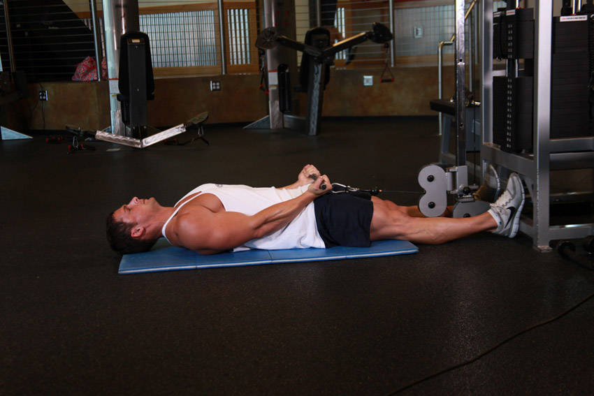 Lying Cable Curl - Başlangıç Pozisyonu