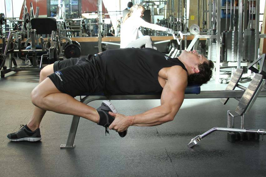 On-Your-Back Quad Stretch - Bitiş Pozisyonu