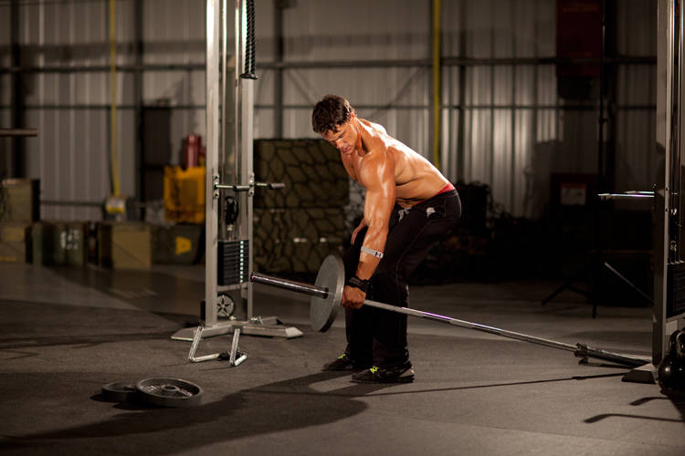 One-Arm Long Bar Row - Başlangıç Pozisyonu