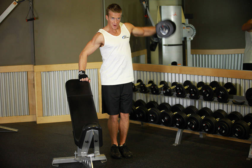 One-Arm Side Laterals - Bitiş Pozisyonu