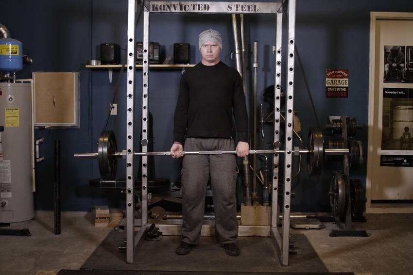 Reverse Band Deadlift - Bitiş Pozisyonu