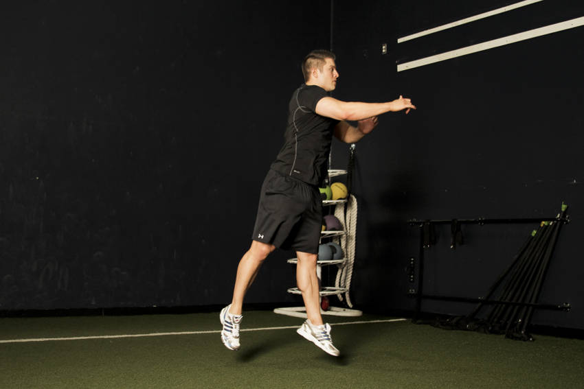 Scissors Jump - Bitiş Pozisyonu