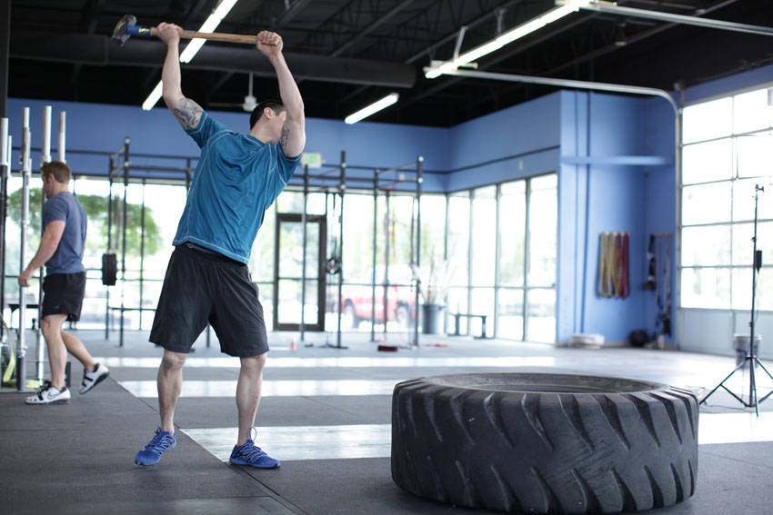 Sledgehammer Swings - Bitiş Pozisyonu