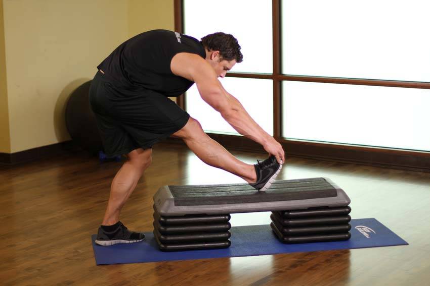 Standing Gastrocnemius Calf Stretch - Bitiş Pozisyonu