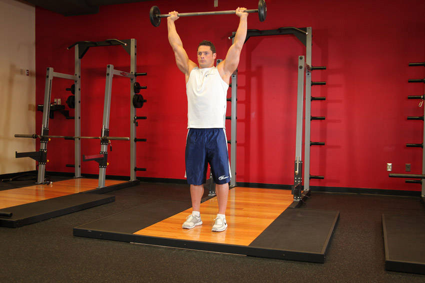 Standing Military Press - Bitiş Pozisyonu